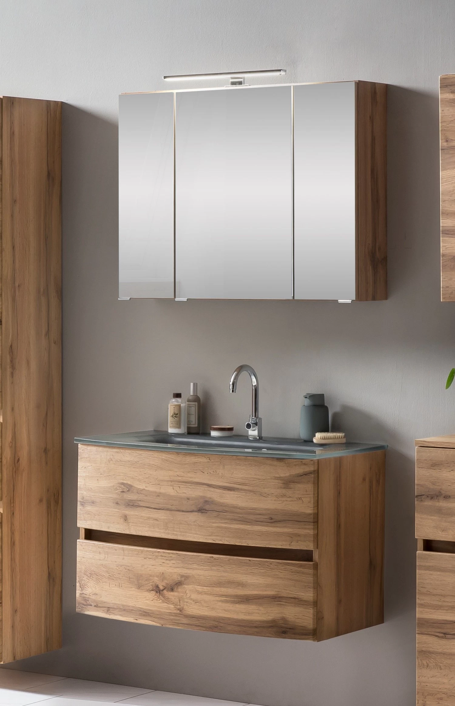 Badkamercombinatie Kornel 2 2-delig Met Grijze Wastafel - Eik 3 Badkamercombinatie Kornel 2 2-delig Met Grijze Wastafel - Eik