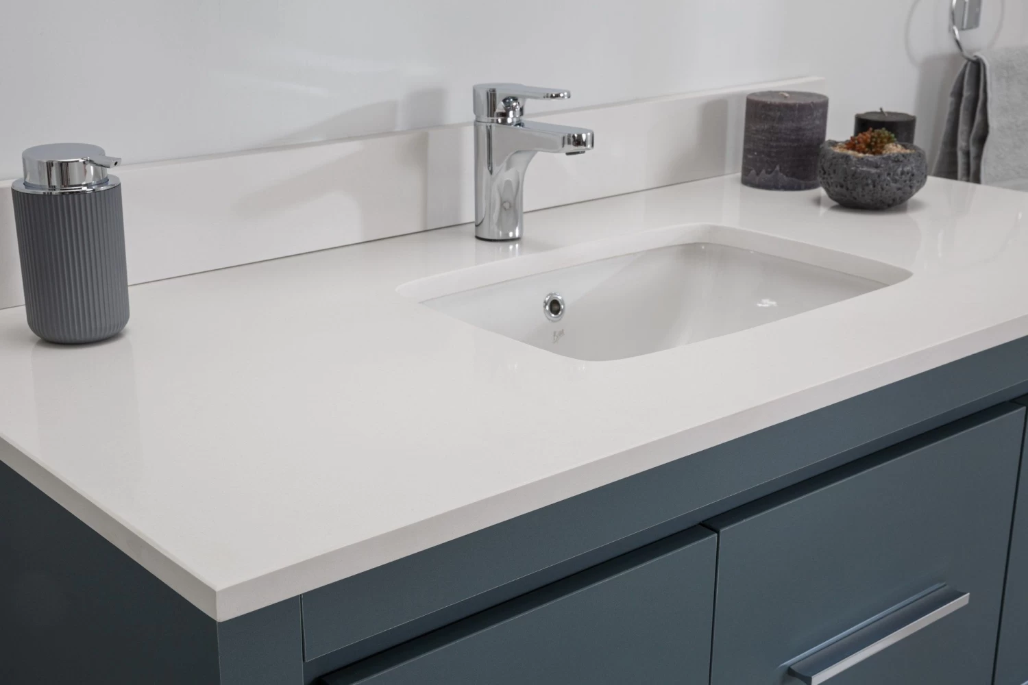 Jussara Badkamermeubelset: Blauw, 2 Stuks, 100% Gelakt MDF 5 Jussara Badkamermeubelset: Blauw, 2 Stuks, 100% Gelakt MDF - Afbeelding 3