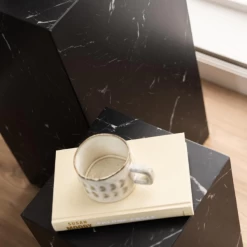 Set Sokkels Dice 2 Stuks - 35x35x70 Cm - Zwart Marmer -Songmics Winkel Ontwerp zonder titel 2023 10 23T153613.428 a4ef